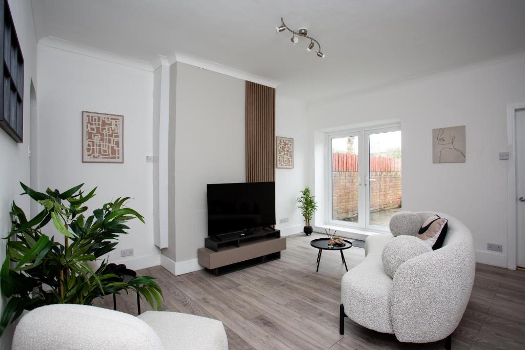 Stylish 2 Bed Home Wifi Smart Tv, Spennymoor (updated prices 2024)