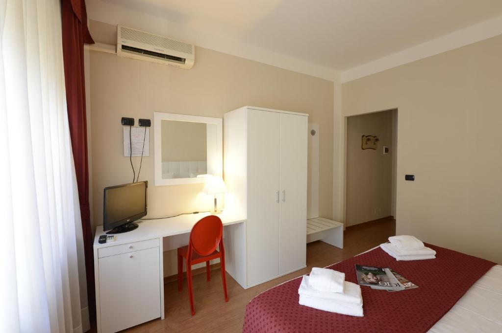 Hotel Tourist - Double Or Twin Room