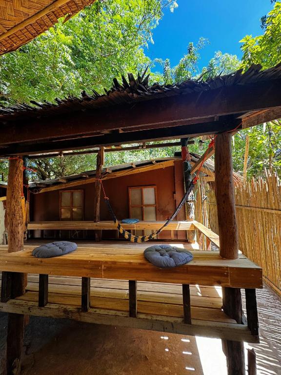 OIA Beach Hostel - El Nido 5