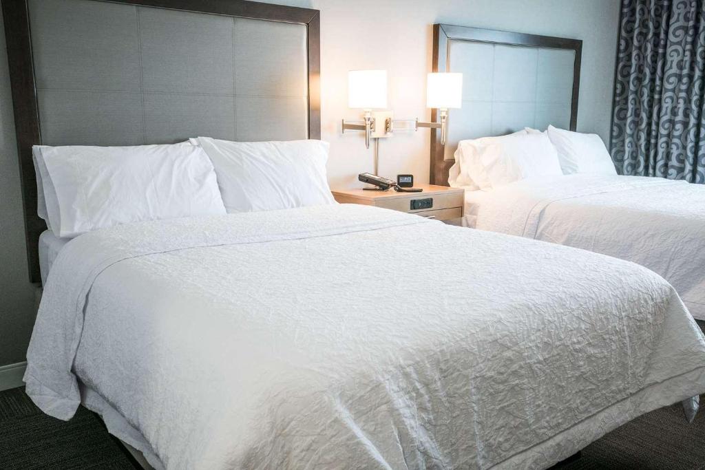 Hampton Inn & Suites Tempe/Phoenix Airport, Az photo