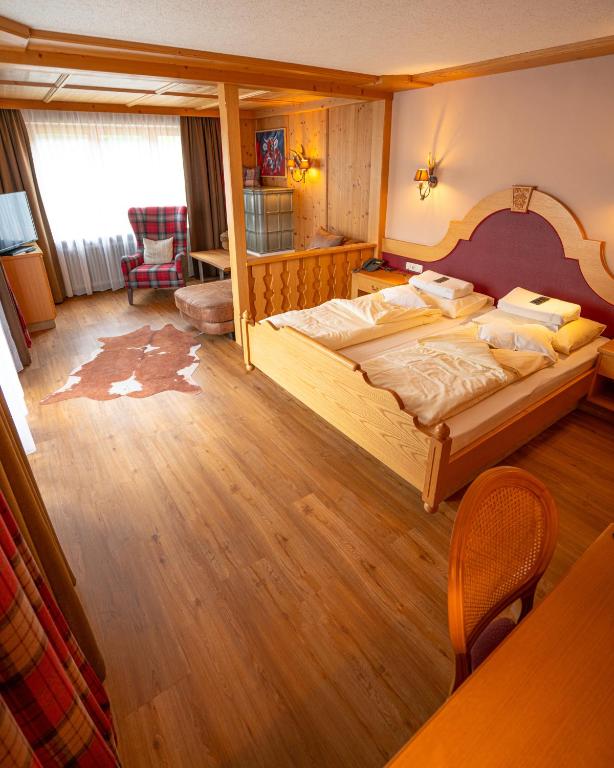Postel nebo postele na pokoji v ubytování Hotel "Zum Ritter"