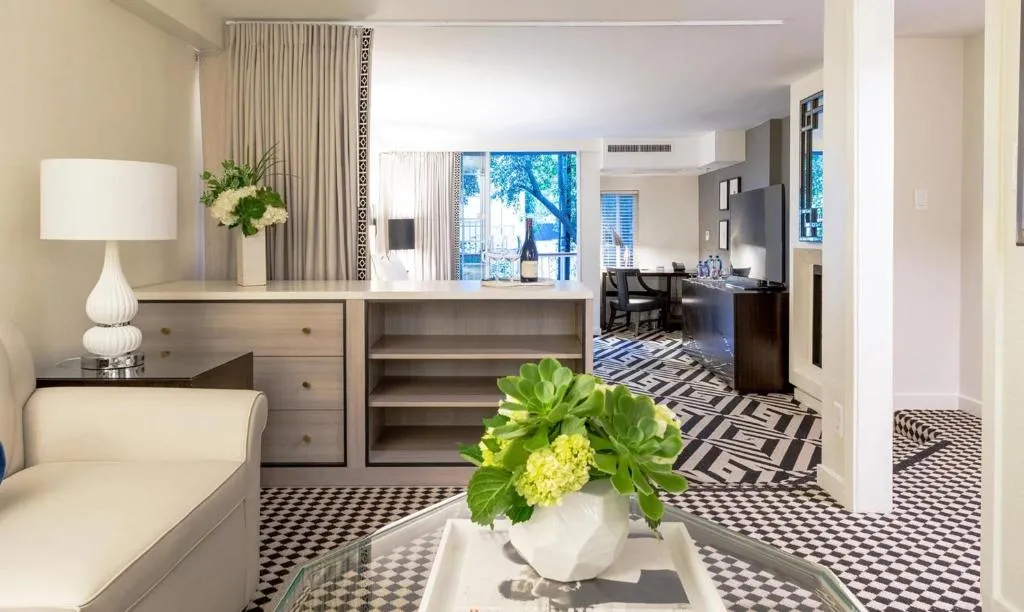 Premier King Suite with Balcony