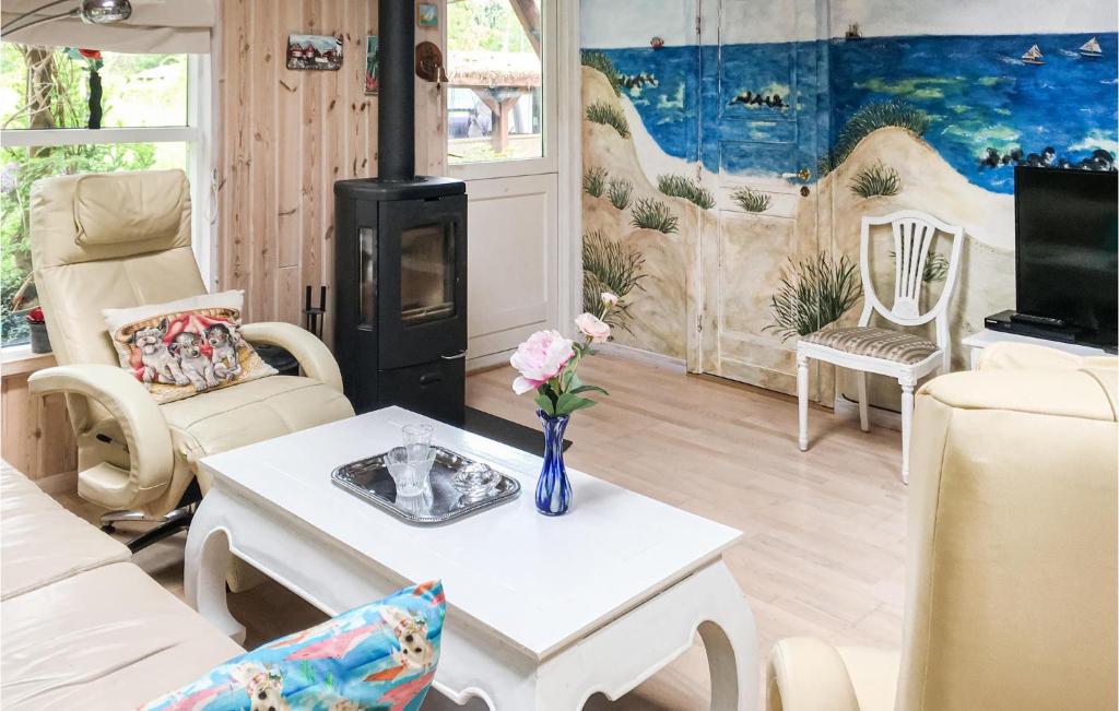 Two-Bedroom Holiday Home In Rodby - Ferienhaus Mit Zwei Schlafzimmern