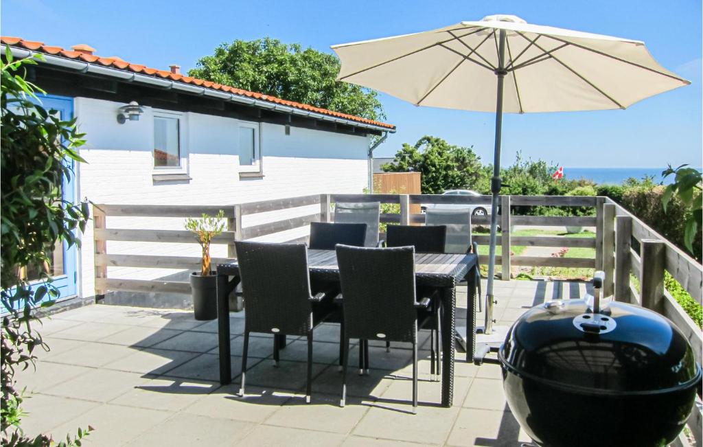 Balkón nebo terasa v ubytování 2 Bedroom Stunning Apartment In Allinge