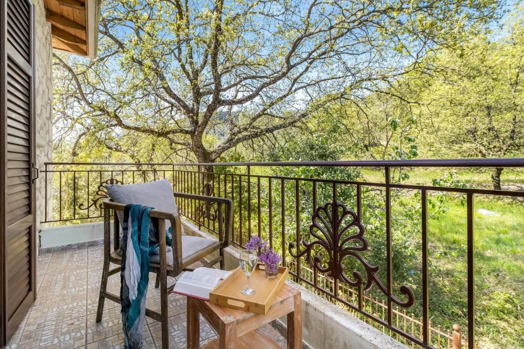 Balkón nebo terasa v ubytování Apanema Mindfulness Resort Lefkada - ultra fast Starlink WiFi in 2025