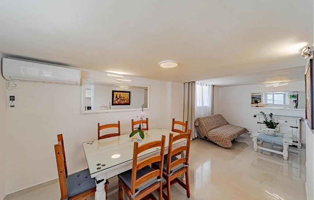 Część wypoczynkowa w obiekcie Apartment Koludrt Bb Croatia