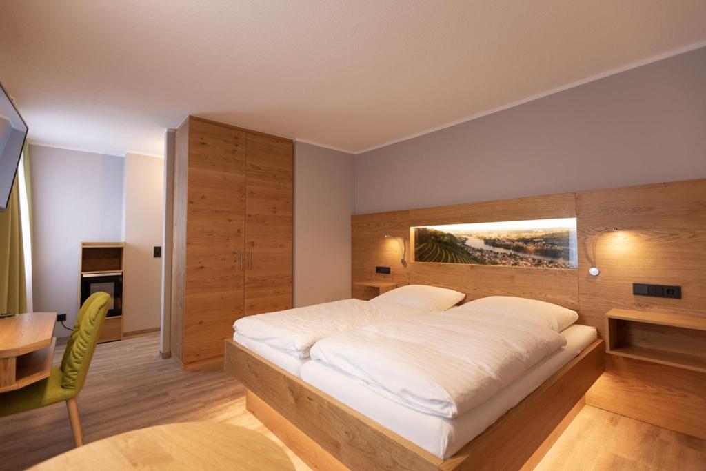Hotel-Restaurant Weinhaus Grebel - Habitación Doble Grande