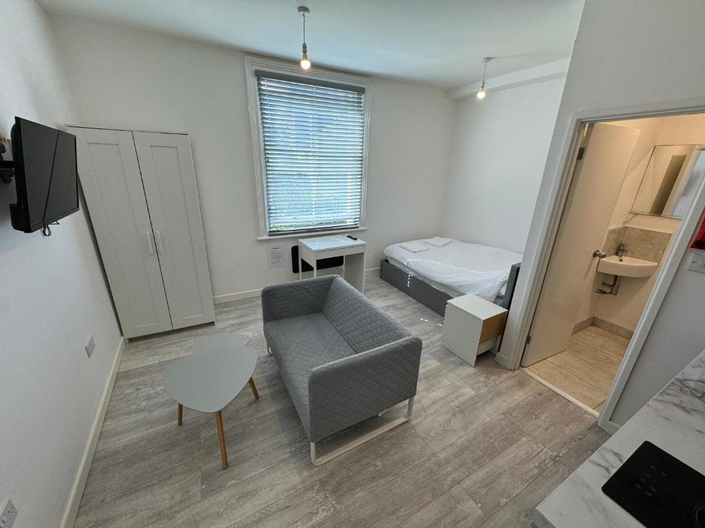 Hove Station Studio Flat Central Hove, Brighton & Hove (updated prices