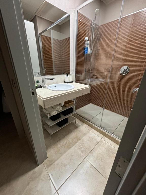 Kúpeľňa v ubytovaní Apartamento Al-Alba Golf Resort Valle del Este Vera