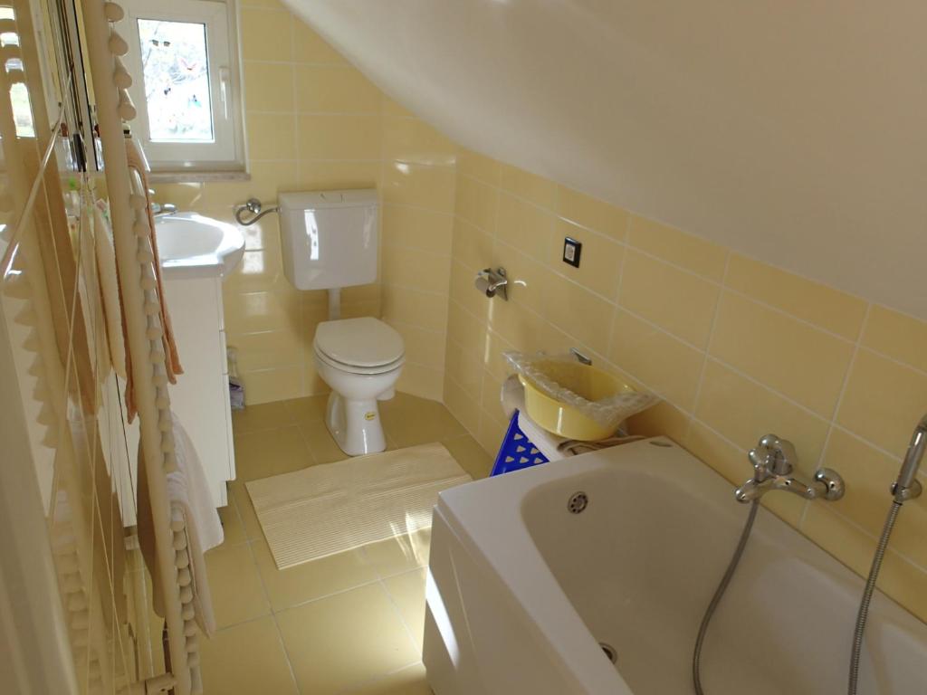 Kúpeľňa v ubytovaní Holiday Home Dora