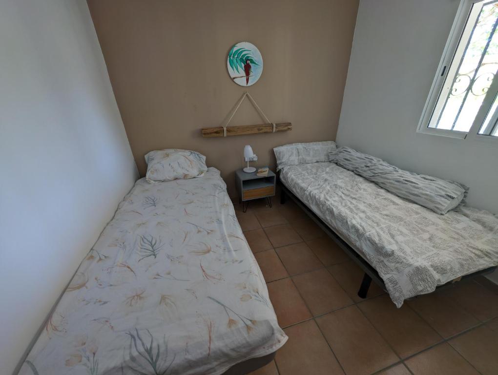 Fotografia z galérie ubytovania Ruhiges Ländliches Ferienhaus 6 Personen Privat Pool Wandern El Gollizno Route v destinácii Buenavista
