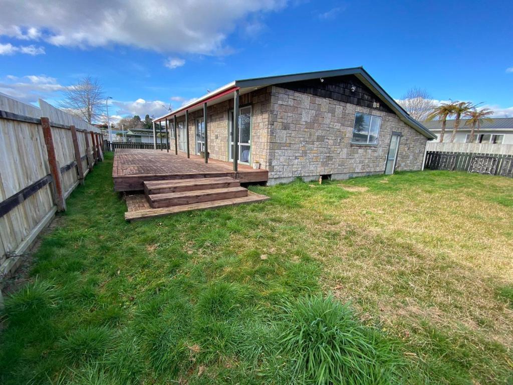 3 Bedroom House, 95 Aquirus Drive, Rotorua - Resim 6
