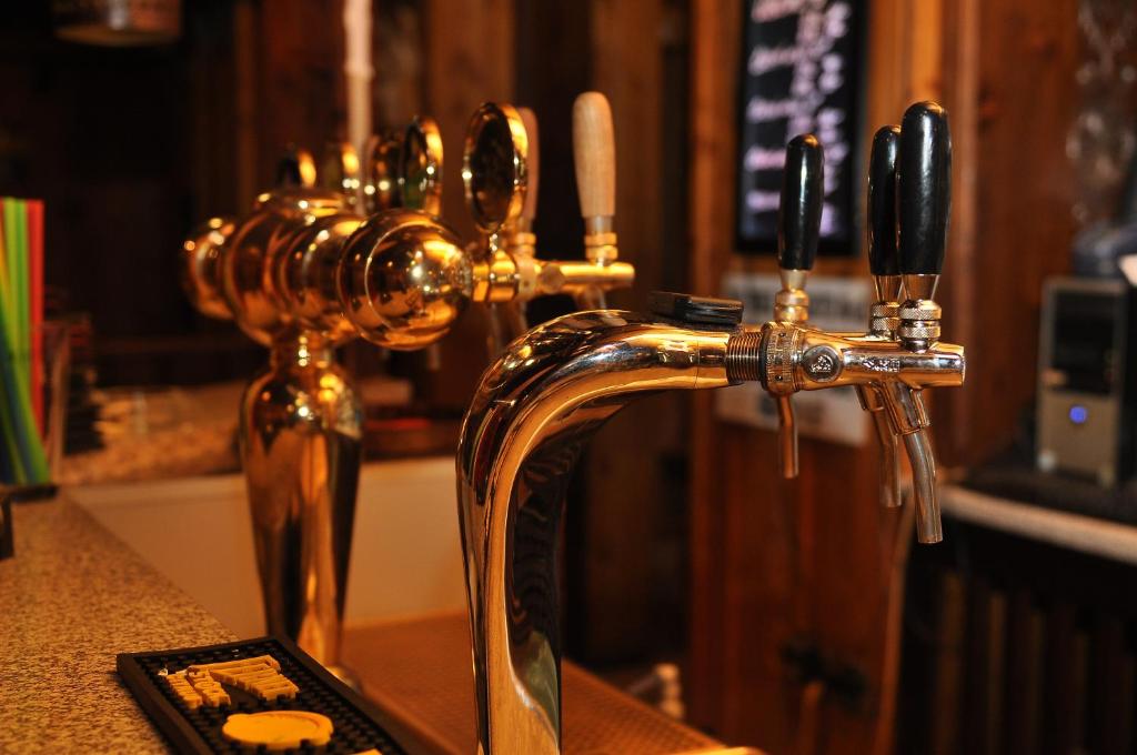Lounge nebo bar v ubytování Hotel Praděd Rýmařov