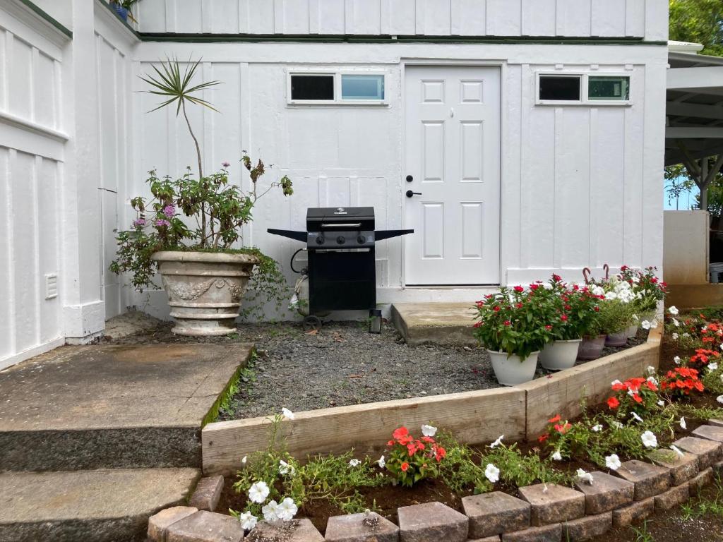 Giardino di Hilo Bay Oceanfront Bed and Breakfast