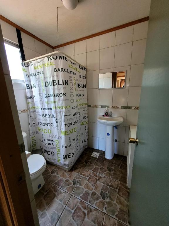 Koupelna v ubytování Cabañas La Leona
