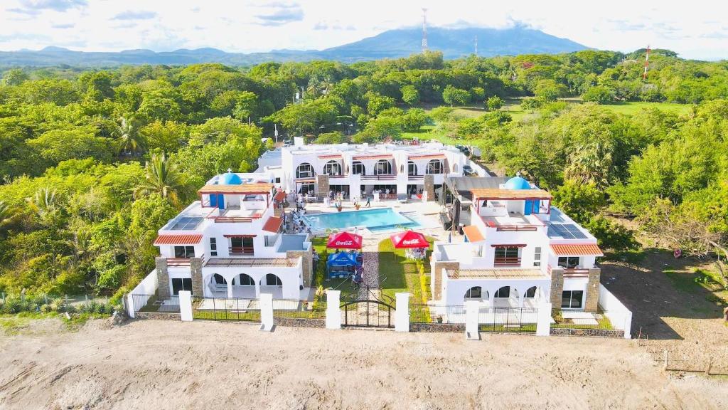 Πισίνα στο ή κοντά στο Mariposa Reina B