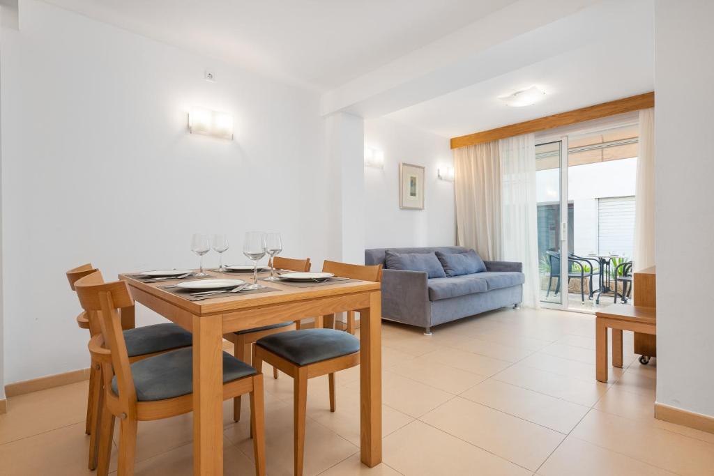 Hotel Cala Bona - Suite Room With Kitchen