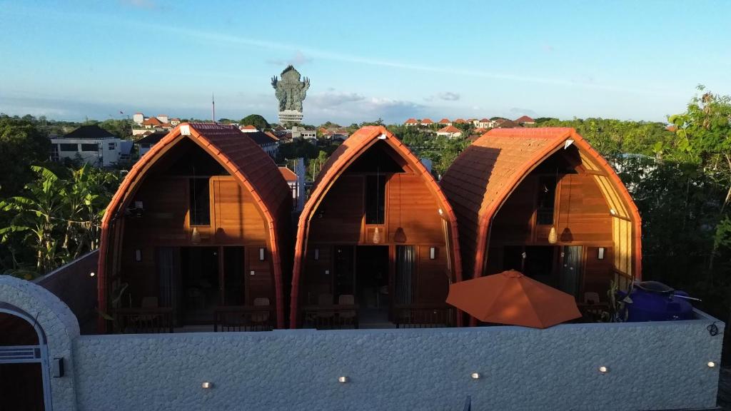 MGH, a Modern Balinese Wooden House, Ungasan (updated prices 2024)