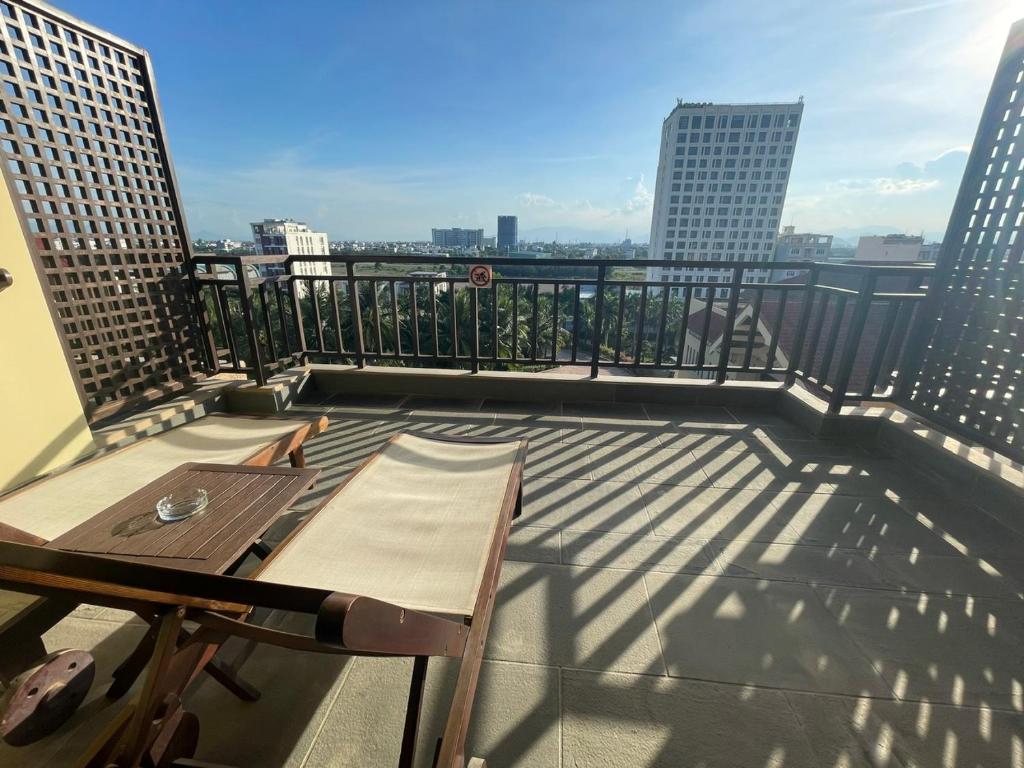 Special Offer - Premier City View Double Room with Balcony