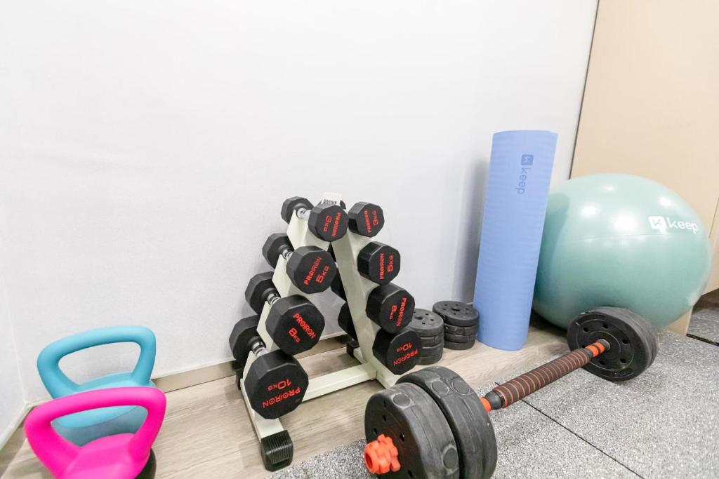 Fitness centrum a/nebo fitness zařízení v ubytování Ruilan Grandyard Hotel