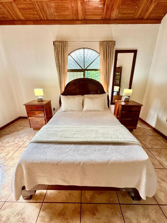 Postel nebo postele na pokoji v ubytování Casa Selvática