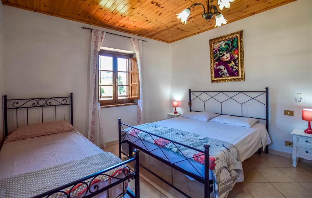 Posteľ alebo postele v izbe v ubytovaní Awesome Home In Camaiore With Wifi