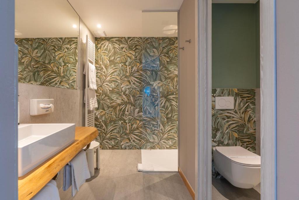 Vannituba majutusasutuses Hotel Saccardi & Spa - Adults Only