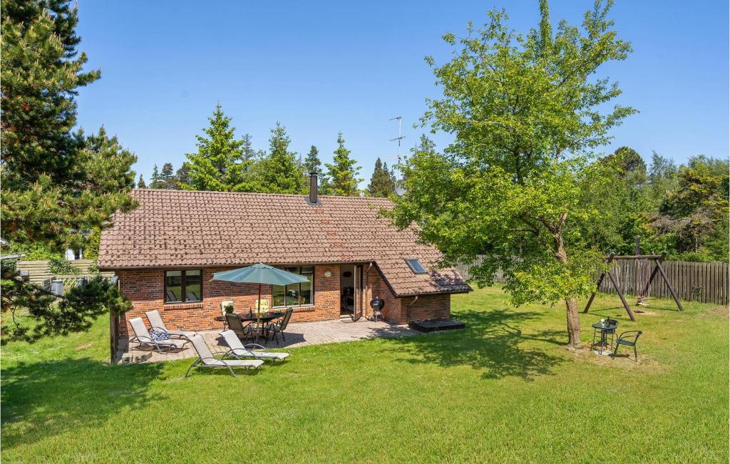 Κήπος έξω από το Holiday Home Vildrosevej Væggerløse Ix