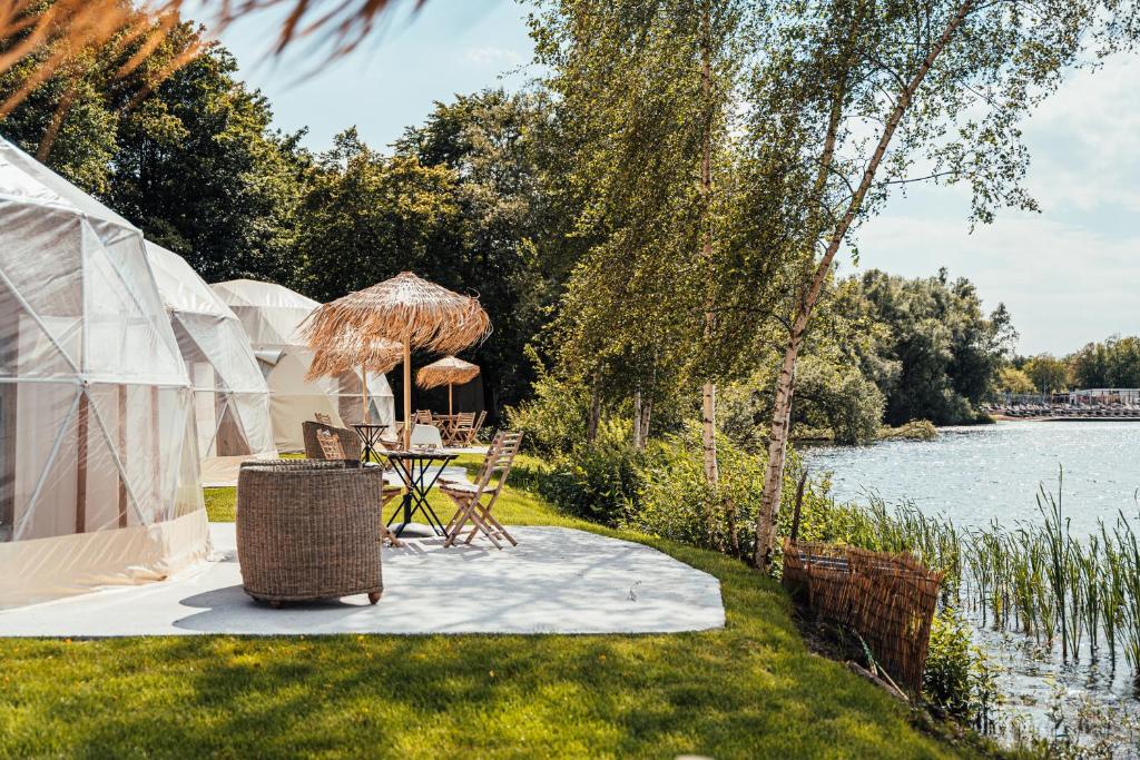 Příroda nedaleko luxury tent