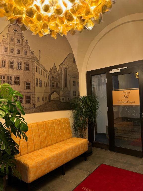 Posezení v ubytování Hotel Schwibbogen Altstadt & Appartements