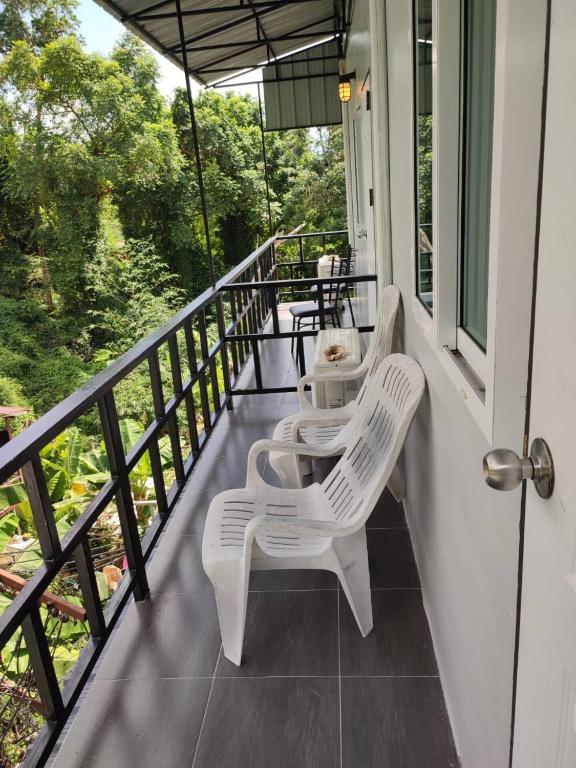 Balkón nebo terasa v ubytování Kitty Guesthouse