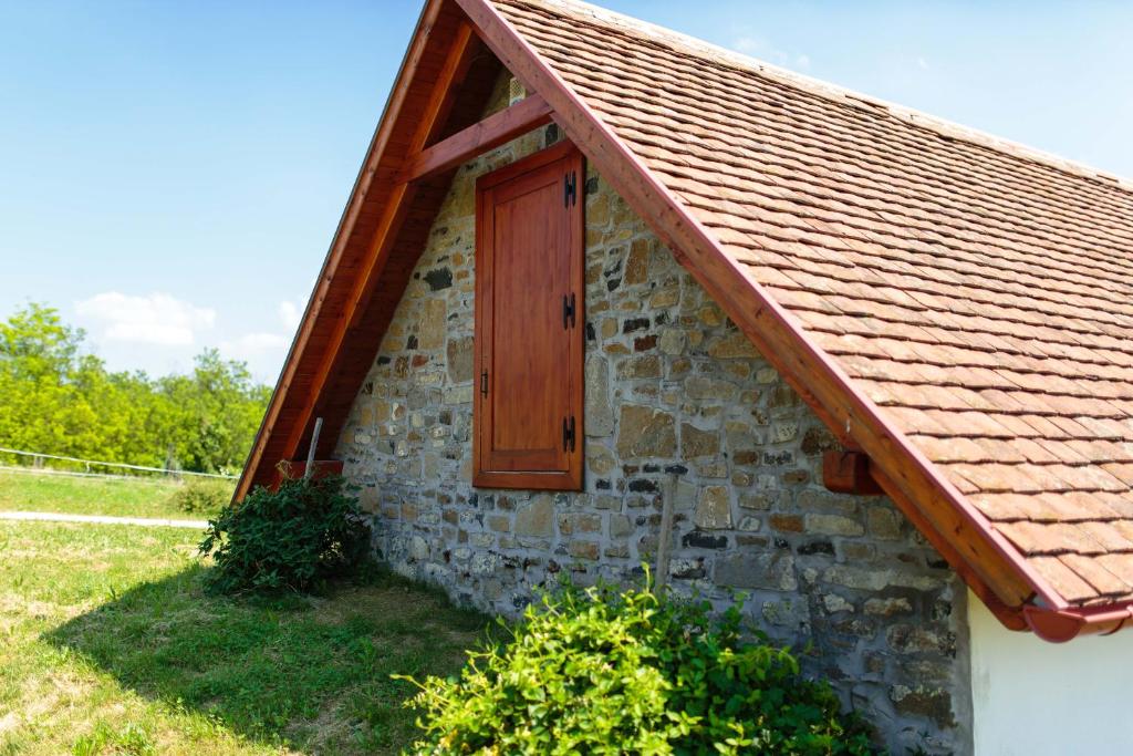 Öreghegyi Apartman - Appartement D'une Chambre Avec Vue Sur Le Jardin