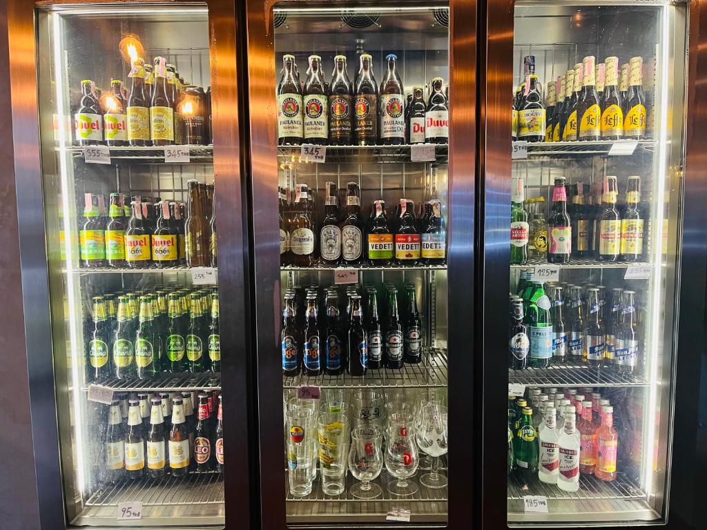 Big Boys' Bed & Burger - Patong Beach - Resim 38