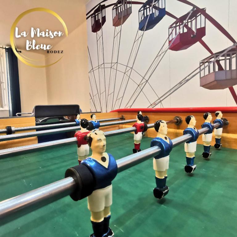 Biliardový stôl v ubytovaní La Maison Bleue, Suite