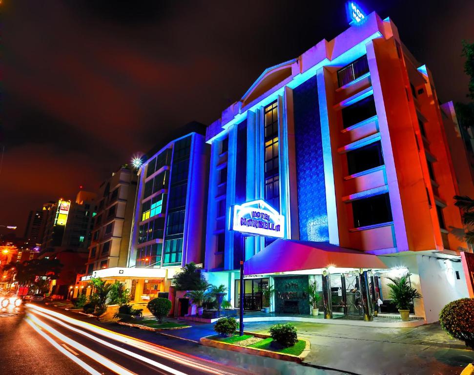 Budova, kde se hotel nachází