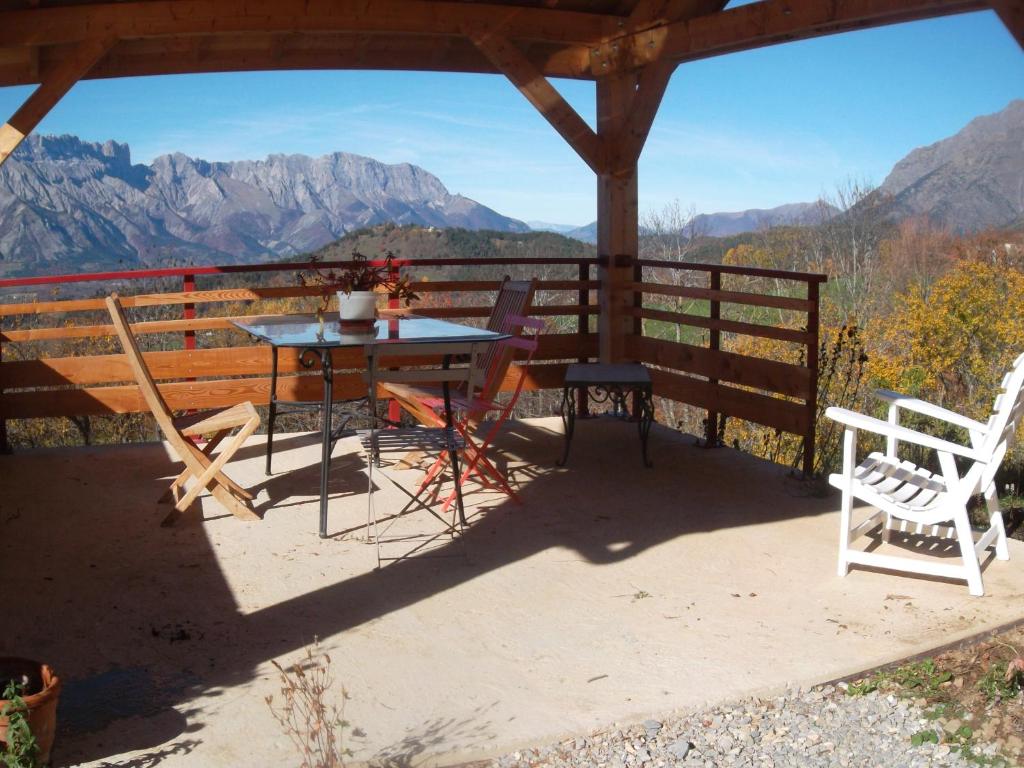 Nespecifikovaný výhled na hory nebo výhled na hory při pohledu z bed and breakfast