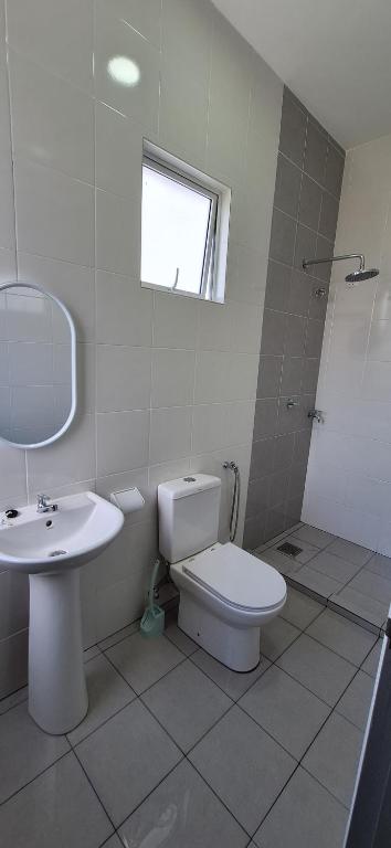 Koupelna v ubytování Tn'J Homestay Condominium Kinarut, Papar