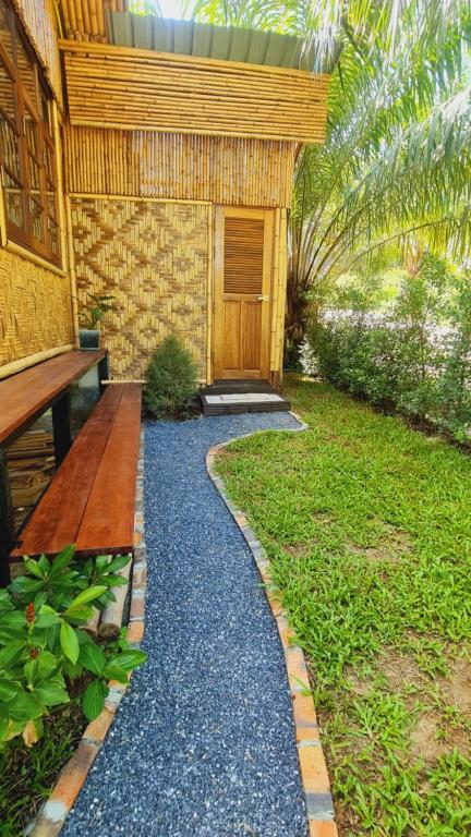 Tee Bungalow in the jungle - 11