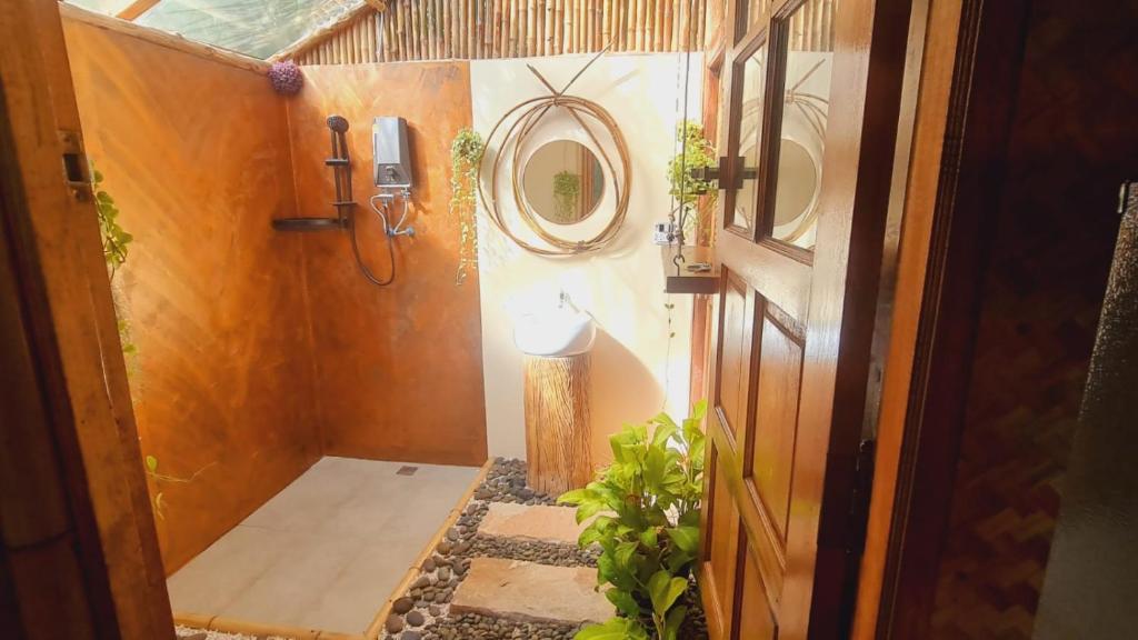 Tee Bungalow in the jungle - 14