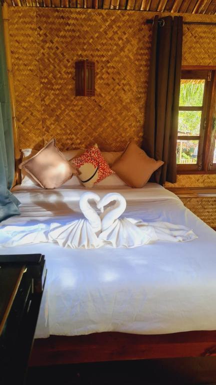 Tee Bungalow in the jungle - 15