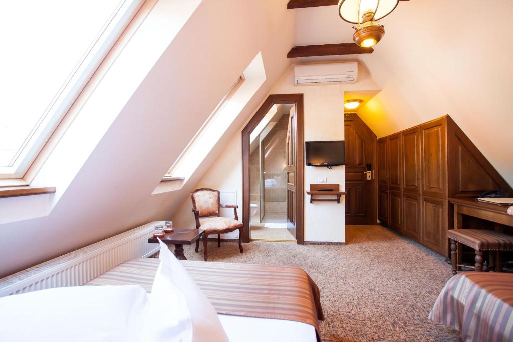 Hotel Bella Muzica - Quarto Twin No Terceiro Andar