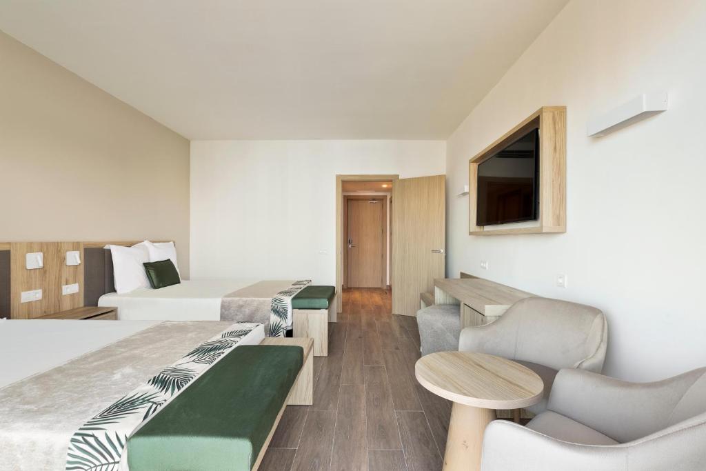 Hotel Best Triton - Standard Double Room (2 Adults)