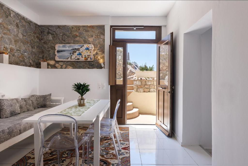 Posezení v ubytování Zatrikion Santorini Villas