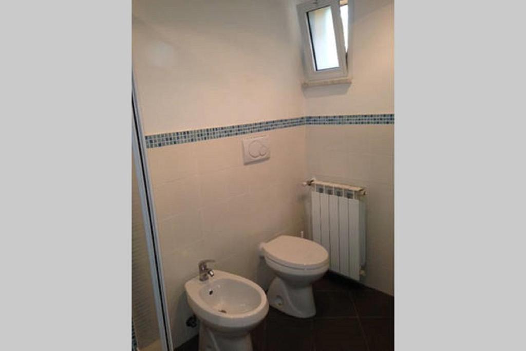 Łazienka w obiekcie Varazze Apartment