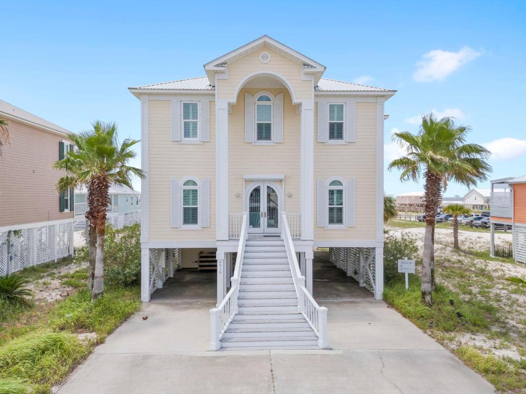 Picture of Whispering Palms Beach House, Gulf Shores (updated prices 2026)