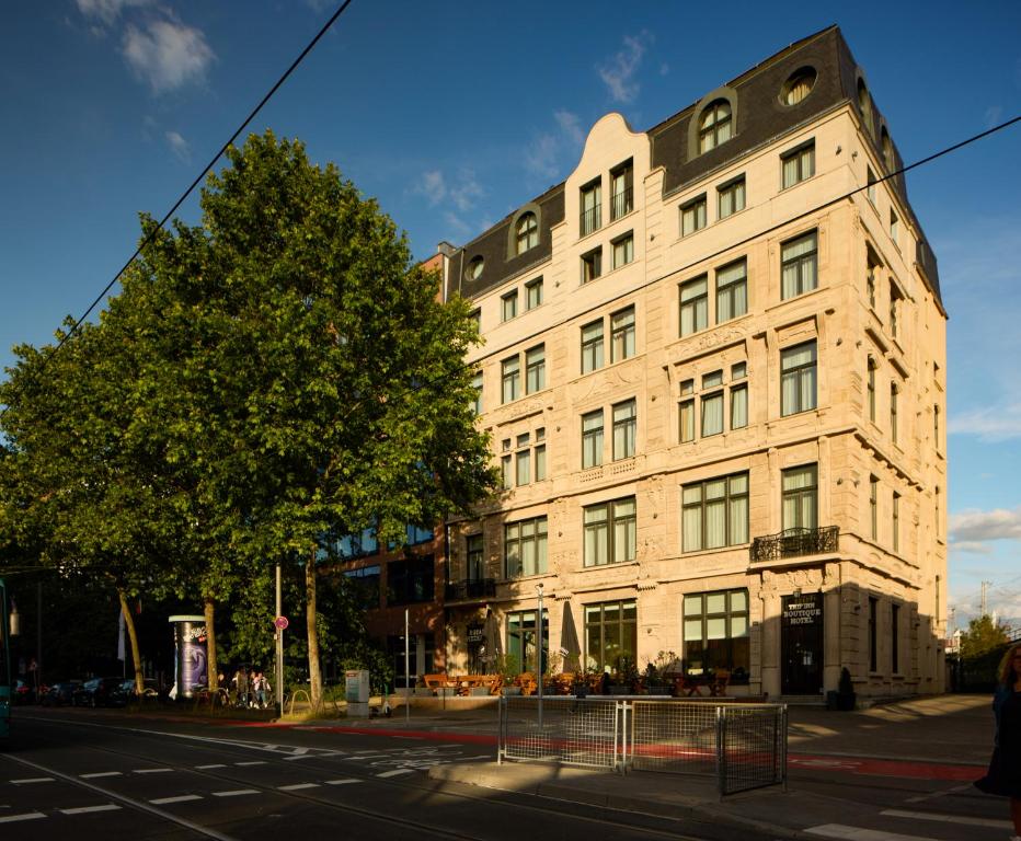 Soaltee Westend Frankfurt Messe - Resim 30