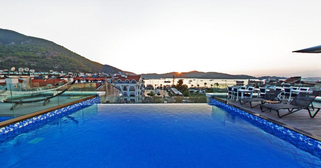 The Mara Palace Hotel - Housity