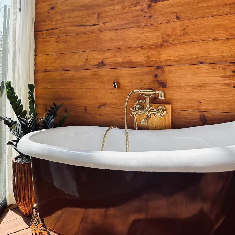 Fotografie z fotogalerie ubytování Cabin Home อยู่ป่า wild and free v destinaci Ko Larn