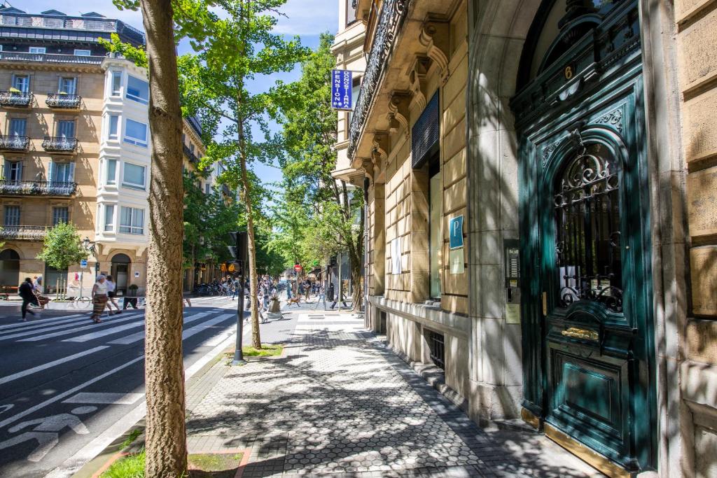El barrio de los alrededores o un barrio cerca de este hostal o pensión