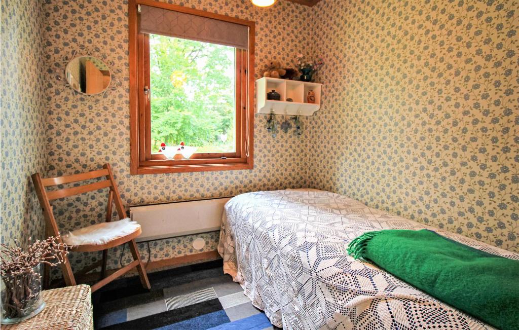 Postel nebo postele na pokoji v ubytování 4 Bedroom Beautiful Home In Perstorp